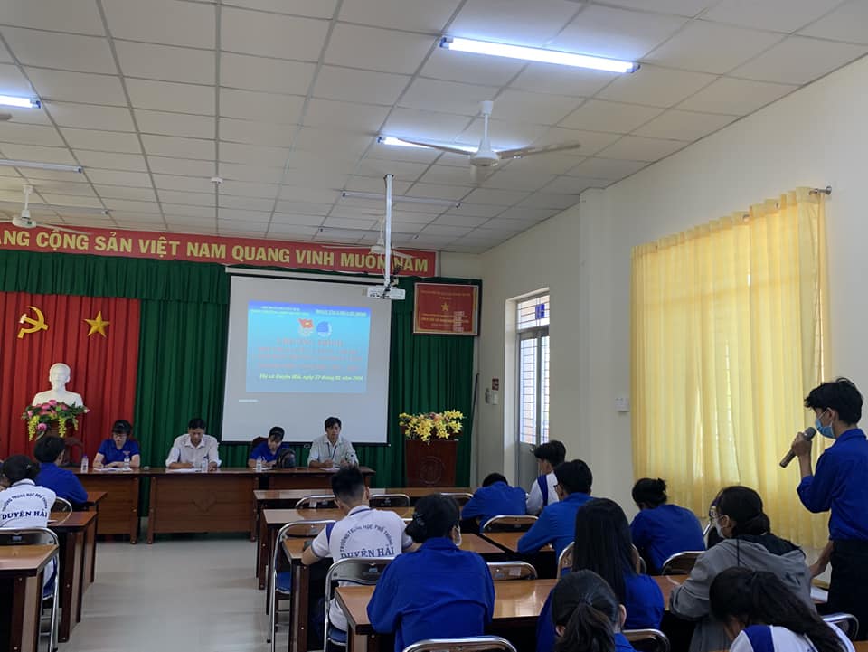 D:\VAN BAN DOAN NAM 2024\VAN BAN DOAN NAM 2024\Minh chung nam 2024\Tiêu chí 1. công tác giáo dục\4. Công tác giáo dục đạo đức, lối sống\4.2 Xây dựng tình bạn đẹp nói không vói bạo lực học đường\425514941_878785367589919_3714398317931781089.jpg